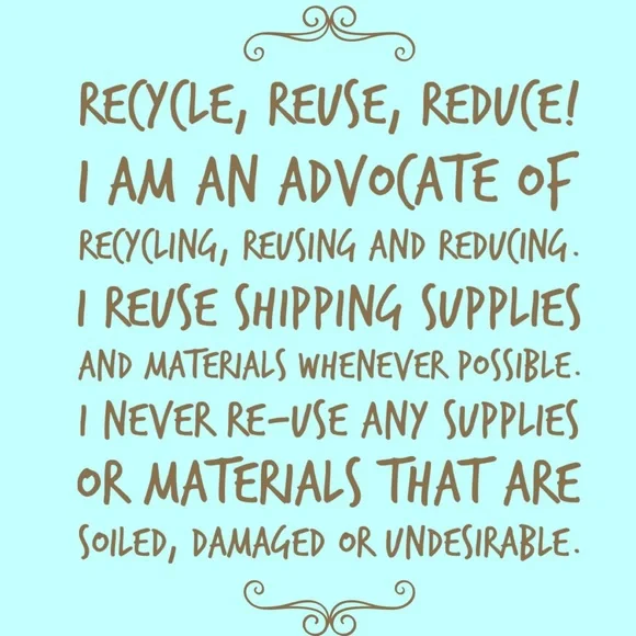 Vintage Mika Y2K Goldtone Chunky Cuban Chain Link Necklace 'LOVED' Pendant - Picture 15 of 15